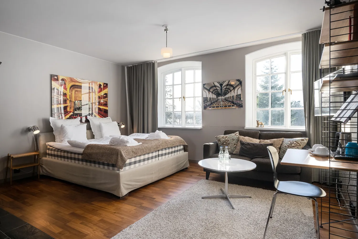 Västra flygeln, Briger Strod